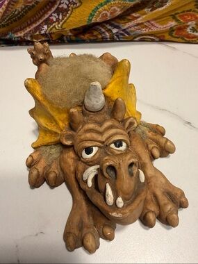 Vintage so cute Bill Vernon dragon figurine.